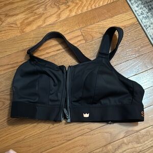 SHEFIT Sports Bra 1Luxe